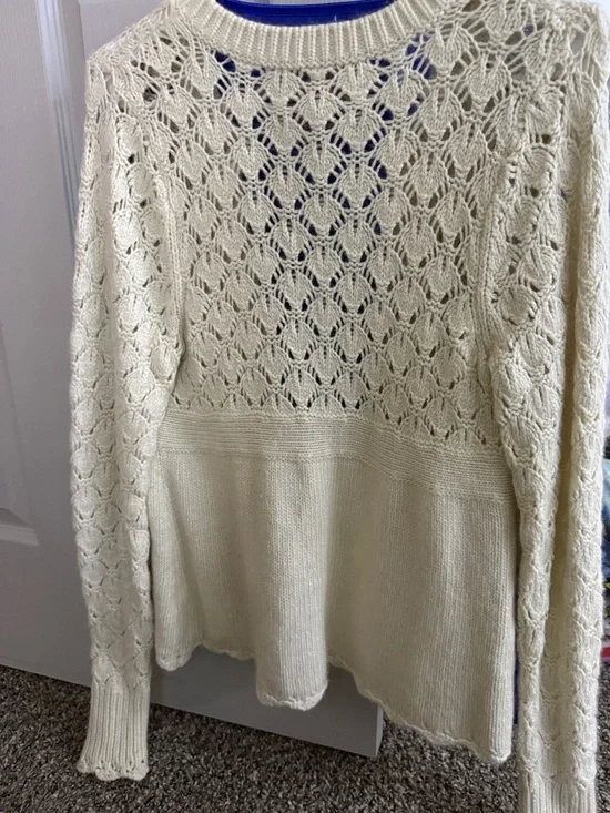 🛍️ LIKE NEW • 2/$25 VINTAGE JUICY COUTURE CREAM BUTTON DOWN KNITTED CARDIGAN 🛍️ - Picture 6 of 8
